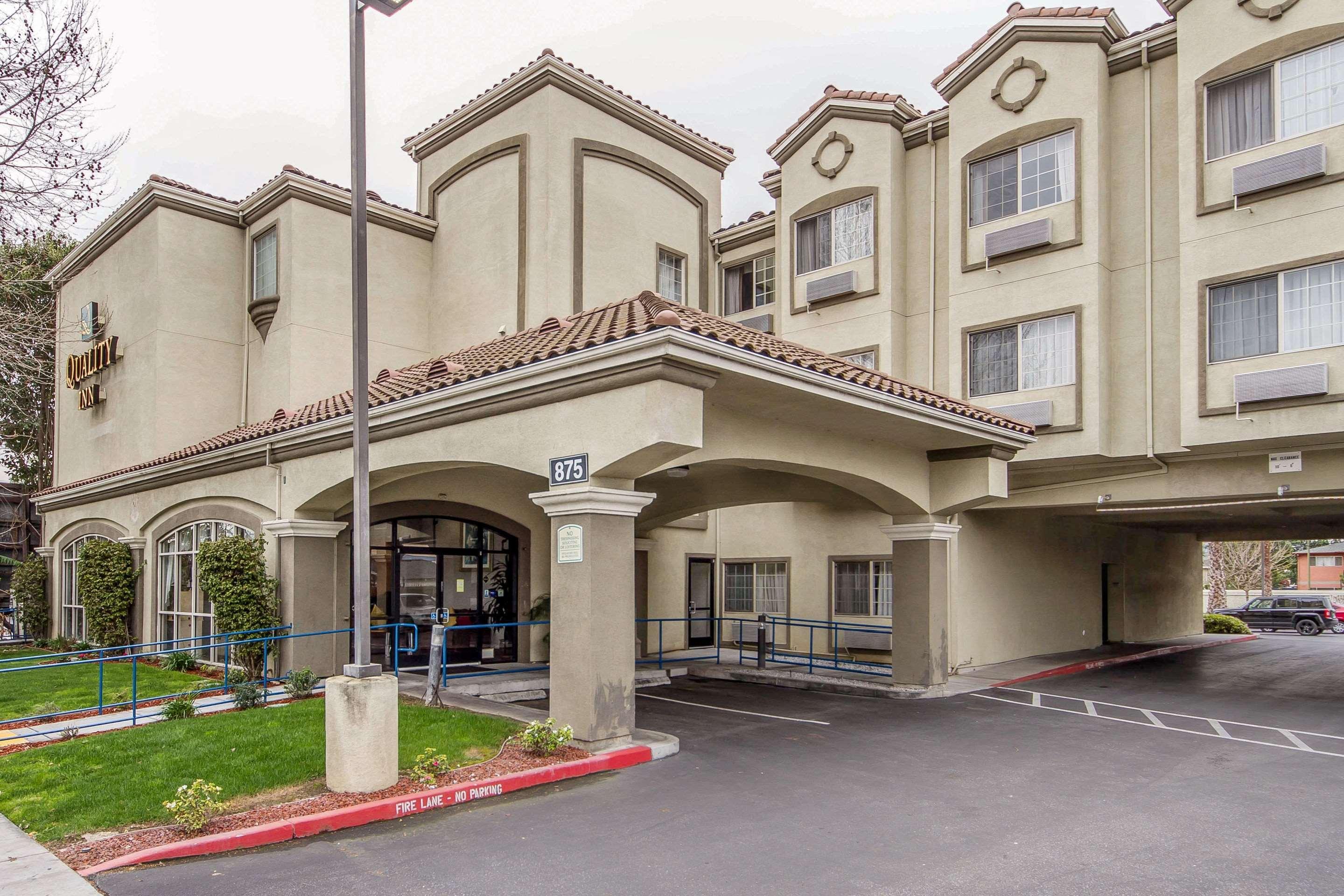 Comfort Inn San Jose International Airport Экстерьер фото